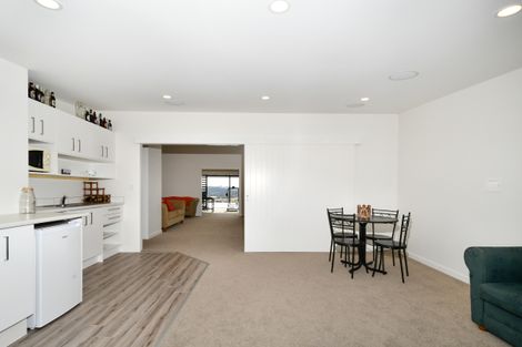 Photo of property in 911 Old North Road, Waimauku, 0882