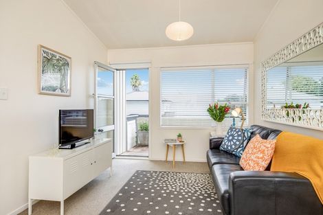 Photo of property in 6/8 Shackleton Road, Mount Eden, Auckland, 1024