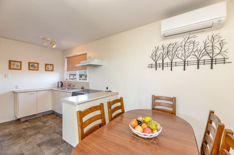 Photo of property in 174 Bower Avenue, New Brighton, Christchurch, 8083