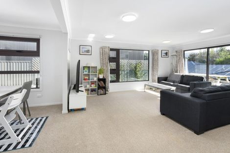 Photo of property in 37 Grandvista Drive, Green Island, Dunedin, 9018