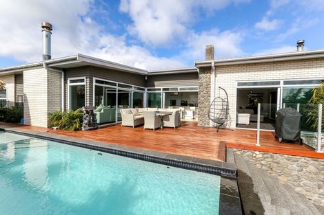 Photo of property in 192a Heta Road, Highlands Park, New Plymouth, 4312