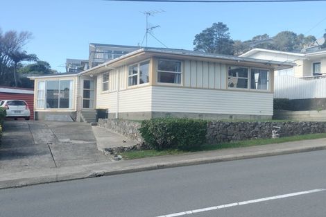 Photo of property in 79 Beazley Avenue, Paparangi, Wellington, 6037