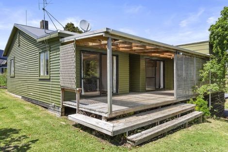 Photo of property in 43 Lorenzen Bay Road, Raglan, 3225