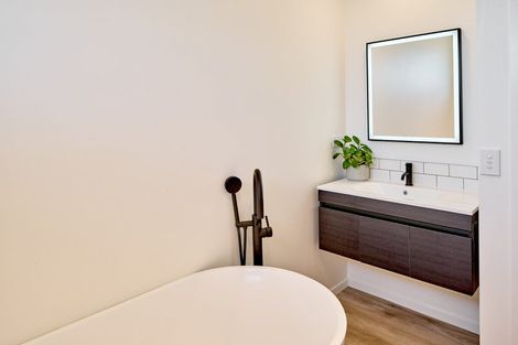 Photo of property in 10 Topsail Way, Whitby, Porirua, 5024