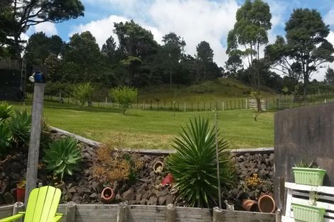 Photo of property in 24 Mudgeways Road, Massey, Auckland, 0614