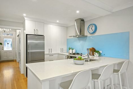 Photo of property in 9 Coronation Street, Belmont, Auckland, 0622