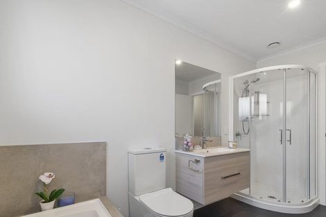 Photo of property in 26 Omahuru Road, Glenbrook, 2681