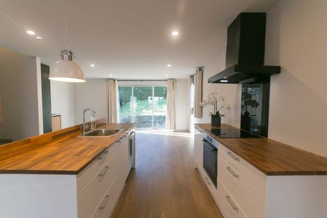 Photo of property in 20 Beach Road, Castor Bay, Auckland, 0620