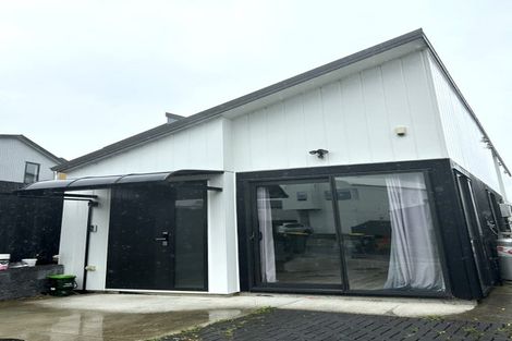 Photo of property in 15 Biokovo Street, Massey, Auckland, 0614