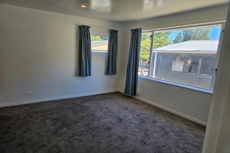 Photo of property in 2/102 Yaldhurst Road, Sockburn, Christchurch, 8042