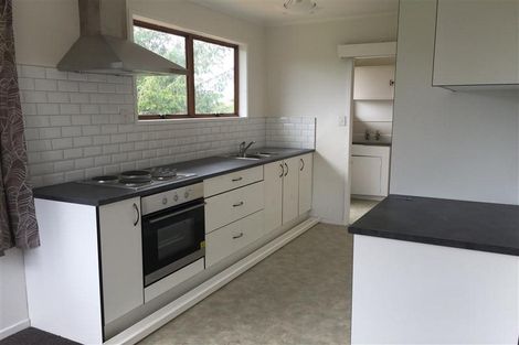 Photo of property in 23 Virgo Place, Glen Eden, Auckland, 0602