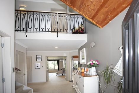 Photo of property in 35 Honeysuckle Lane, Ohauiti, Tauranga, 3112