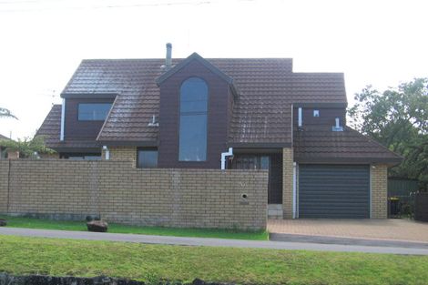 Photo of property in 201 Golf Road, Titirangi, Auckland, 0604