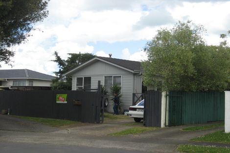 Photo of property in 21 Neems Place, Manurewa, Auckland, 2102
