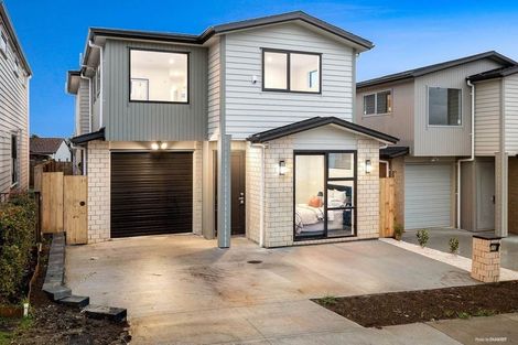 Photo of property in 24 Cooladawson Drive, Flat Bush, Auckland, 2019