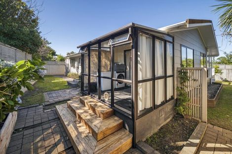 Photo of property in 62 Shepherd Road, Waipahihi, Taupo, 3330