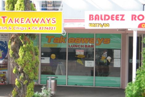 Photo of property in 14/80 Bruce Mclaren Road, Henderson, Auckland, 0612