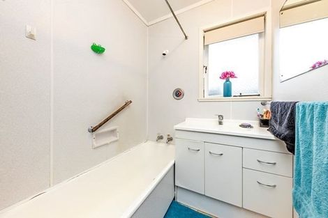 Photo of property in 2/8 Marne Road, Papakura, 2110