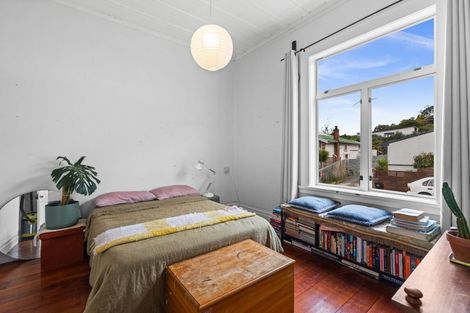 Photo of property in 9 Chaucer Road, Hospital Hill, Napier, 4110