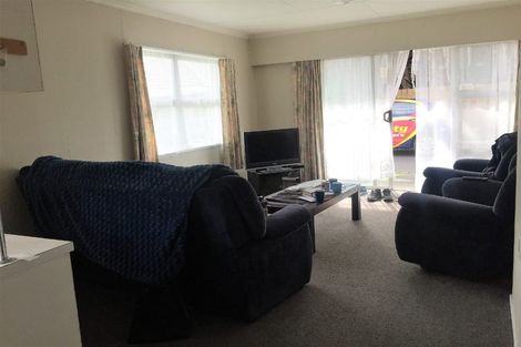 Photo of property in 5 Rolleston Street, Hokowhitu, Palmerston North, 4410