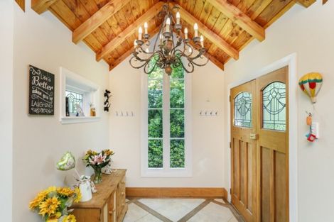 Photo of property in 18 Riverbank Road, Tiakitahuna, Palmerston North, 4477