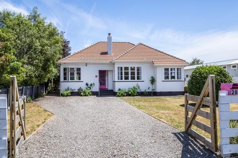Photo of property in 28 Garrison Street, Carterton, 5713