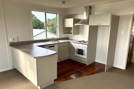 Photo of property in 4/80 Whiteley Street, Moturoa, New Plymouth, 4310
