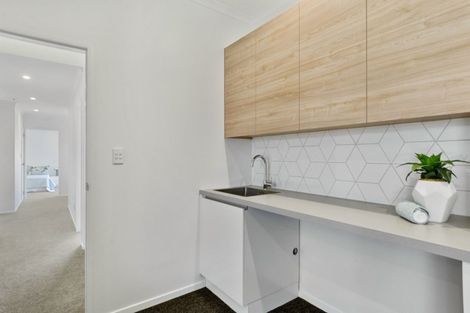 Photo of property in 14 Pommes Way, Silverdale, 0932