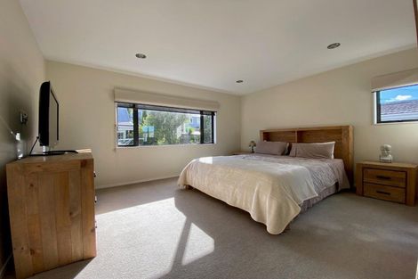 Photo of property in 2/25 Creamer Avenue, Belmont, Auckland, 0622