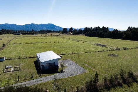 Photo of property in 110 Glews Road, Cust, Rangiora, 7471