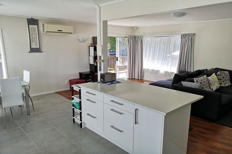 Photo of property in 1/9 Nile Road, Milford, Auckland, 0620
