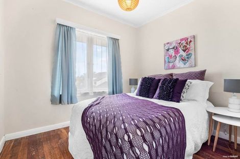 Photo of property in 101 Hutchinson Avenue, New Lynn, Auckland, 0600