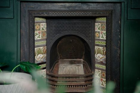 Photo of property in 4 Russell Terrace, Newtown, Wellington, 6021