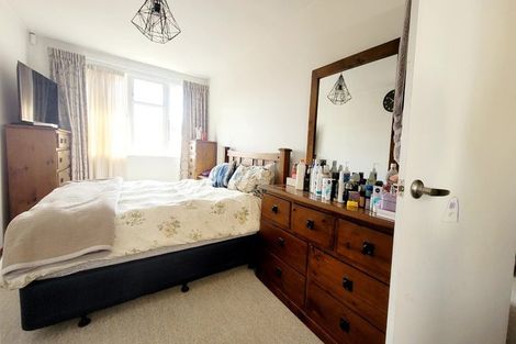 Photo of property in 84 Champion Street, Cannons Creek, Porirua, 5024