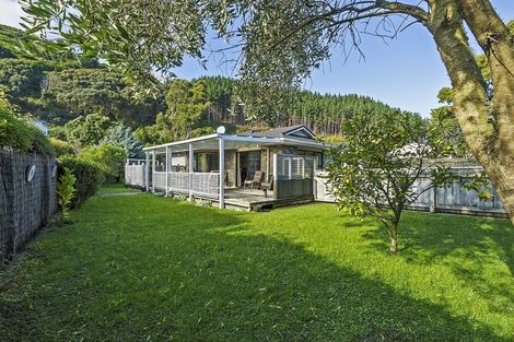 Photo of property in 79 Elizabeth Street, Waikanae, 5036