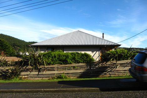 Photo of property in 15 Flagstaff Road, Bluff, 9814