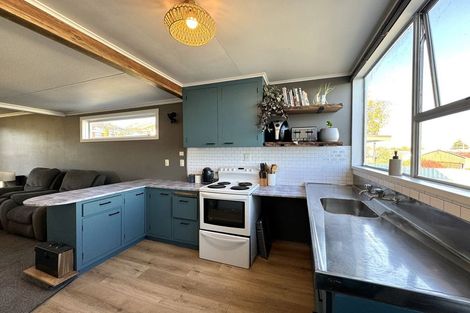 Photo of property in 59 Salcombe Street, Kaitangata, 9210