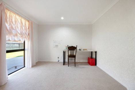 Photo of property in 73 Endeavour Avenue, Flagstaff, Hamilton, 3210