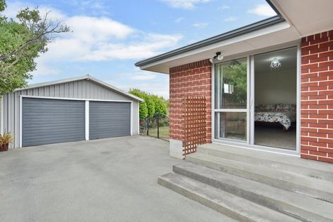 Photo of property in 4 Mcfaddens Road, St Albans, Christchurch, 8052