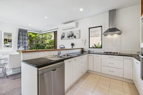 Photo of property in 2/2 The Esplanade, Campbells Bay, Auckland, 0630