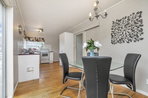 Photo of property in 1 Downing Street, Glenfield, Auckland, 0629