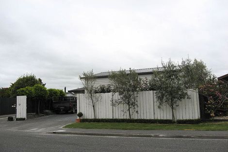 Photo of property in 4 Hegan Place, Rangiora, 7400