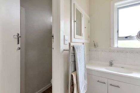 Photo of property in 73 Corson Avenue, Beckenham, Christchurch, 8023