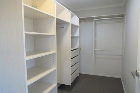 Photo of property in 21 Wai Place, One Tree Point, 0118