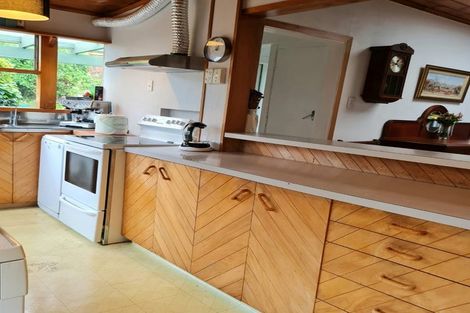 Photo of property in 13 Waiora Road, Stanmore Bay, Whangaparaoa, 0932