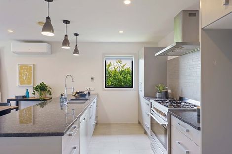 Photo of property in 7 Mahia Lane, Waikanae, 5036