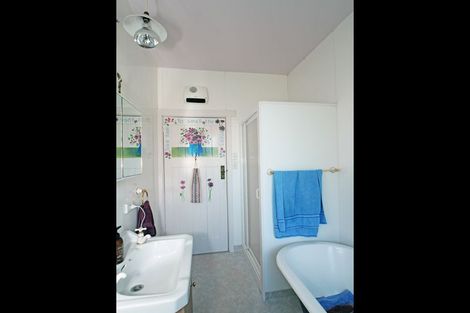 Photo of property in 33 Avon Street, South Hill, Oamaru, 9400