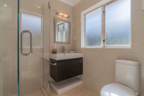 Photo of property in 21 Chieftain Rise, Goodwood Heights, Auckland, 2105