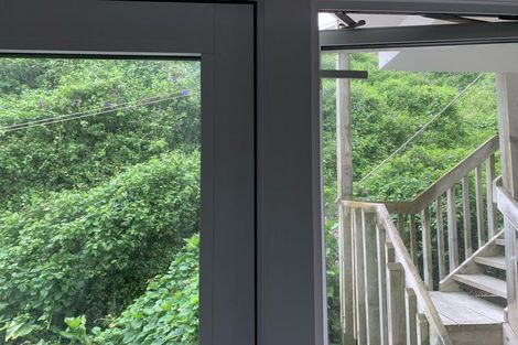 Photo of property in Fountain Court, 1/48c Oriental Parade, Oriental Bay, Wellington, 6011