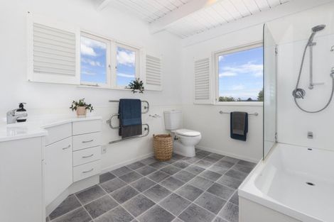 Photo of property in 10 Kotuku Place, Matua, Tauranga, 3110